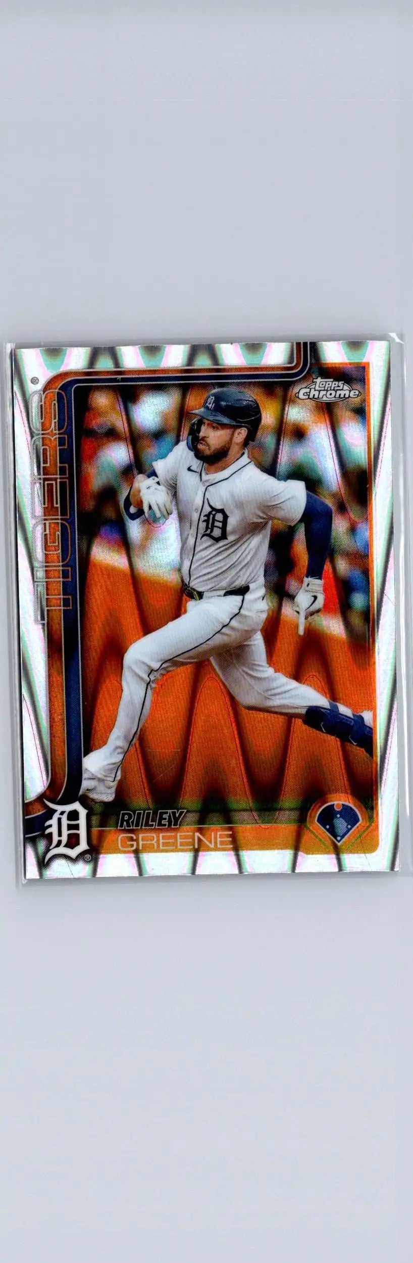 Baseball trading card of Riley Greene from 2025 Topps Chrome Raywave Refractors