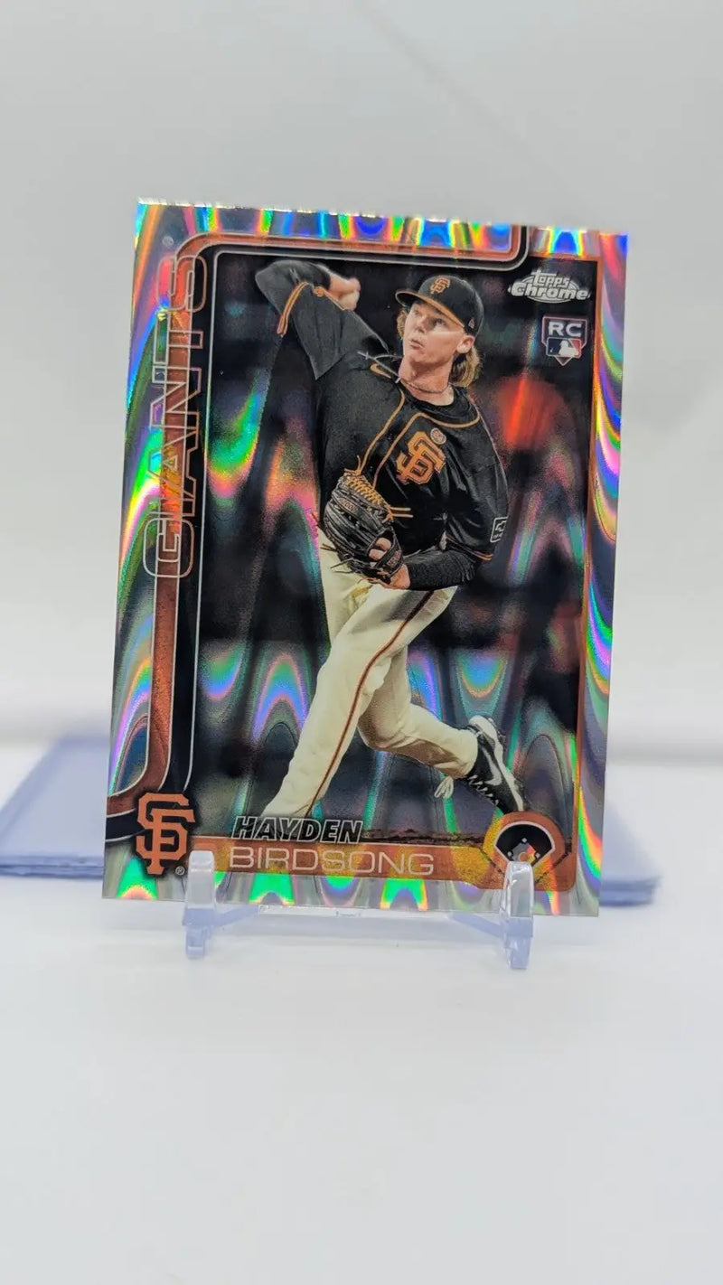 2025 Topps Chrome Baseball Hayden Birdsong RC #138 Raywave Refractor Giants - Baseball Card Single