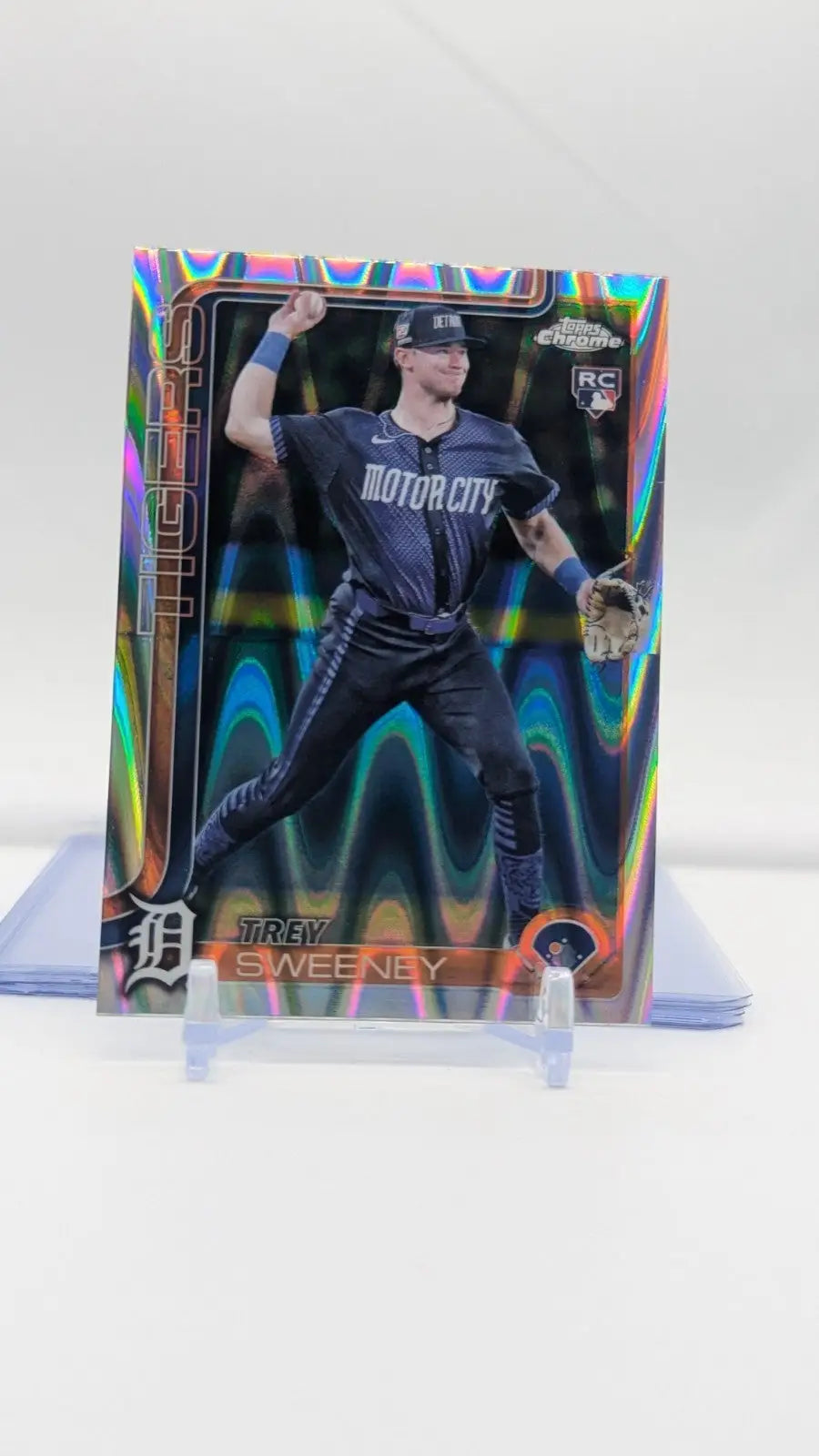 2025 Topps Chrome Baseball Trey Sweeney Tigers RayWave RC #6 - Baseball Card Single