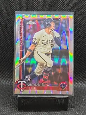 2025 Topps Chrome - Brooks Lee #234 RayWave Refractor (RC) - Baseball Card Single