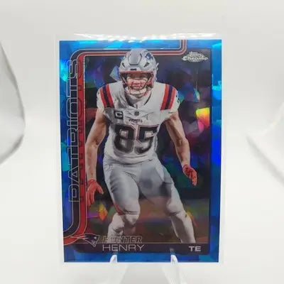 2025 Topps Chrome Sapphire Hunter Henry #209 Patriots - Football Card Single