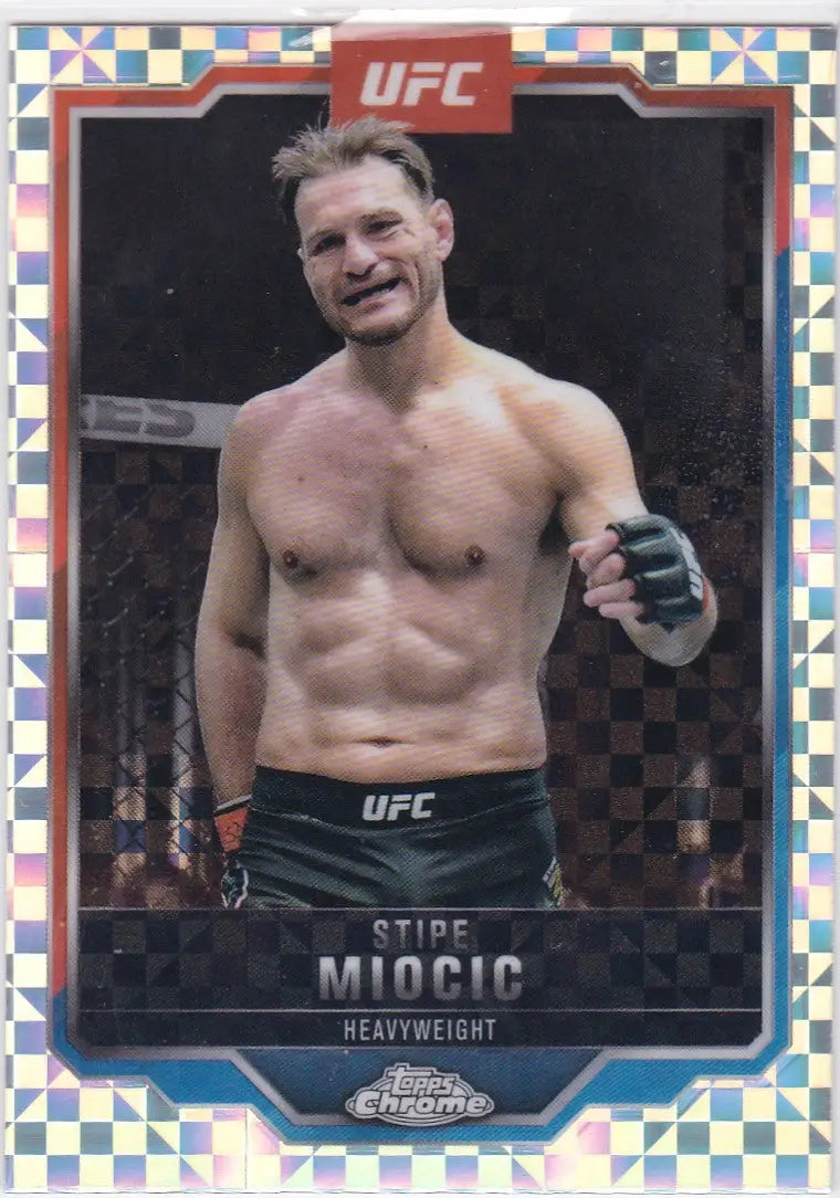 2025 Topps Chrome UFC # 122 Stipe Miocic X-Fractor - UFC/MMA Card Single