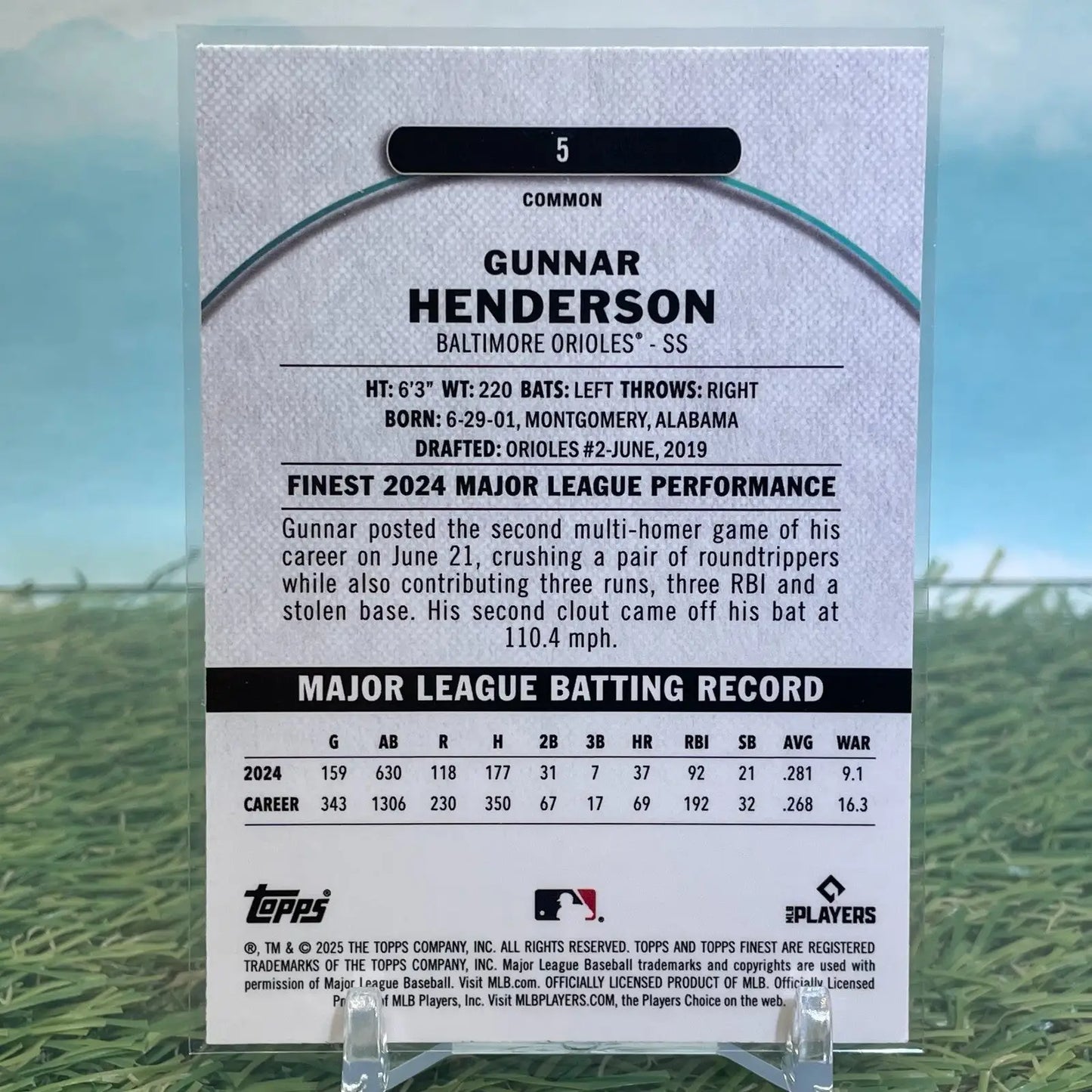 2025 Topps Finest Gunnar Henderson Common Green Refractor /75 - Baseball Card Single