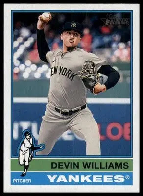 2025 Topps Heritage Devin Williams 376 New York Yankees NM - Baseball Card Single