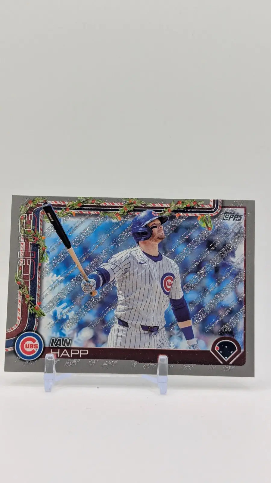 2025 Topps Holiday Baseball Ian Happ H27 Silver Glitter - Baseball Card Single