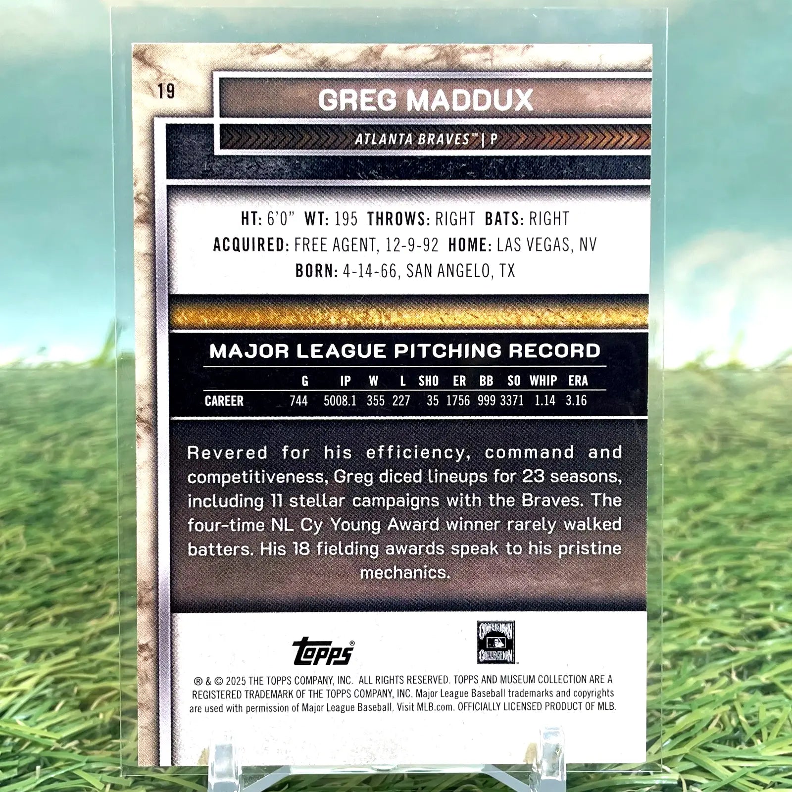 2025 Topps Museum Collection Greg Maddux Gold /249 Atlanta Braves HOF Gold - Baseball Card Single