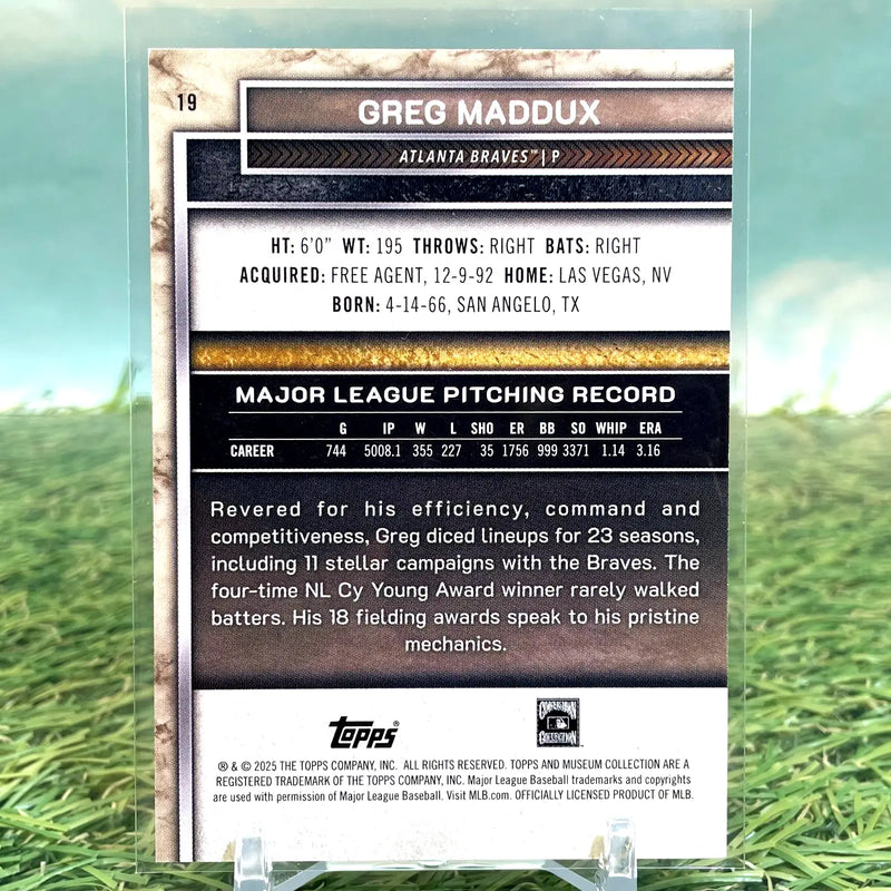 2025 Topps Museum Collection Greg Maddux Gold /249 Atlanta Braves HOF Gold - Baseball Card Single