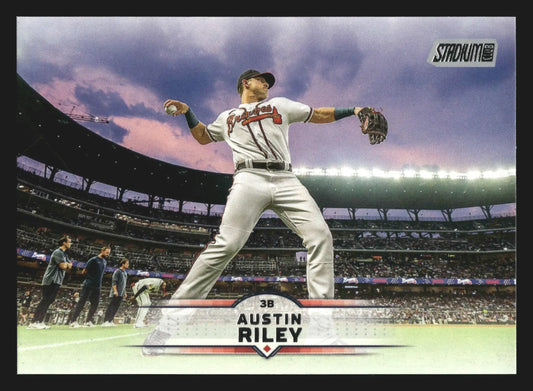 2025 Topps Stadium Club #72 Austin Riley Atlanta Braves - Baseball Card Single