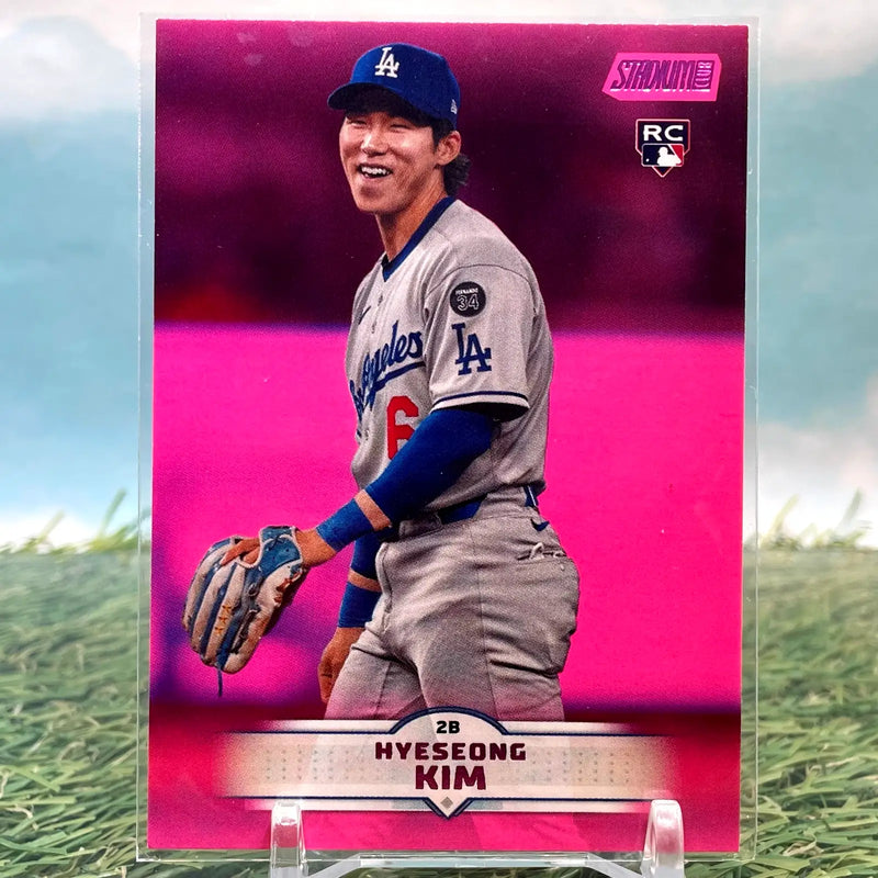 2025 Topps Stadium Club Hyeseong Kim #200 Pink (RC) KM67 - Baseball Card Single