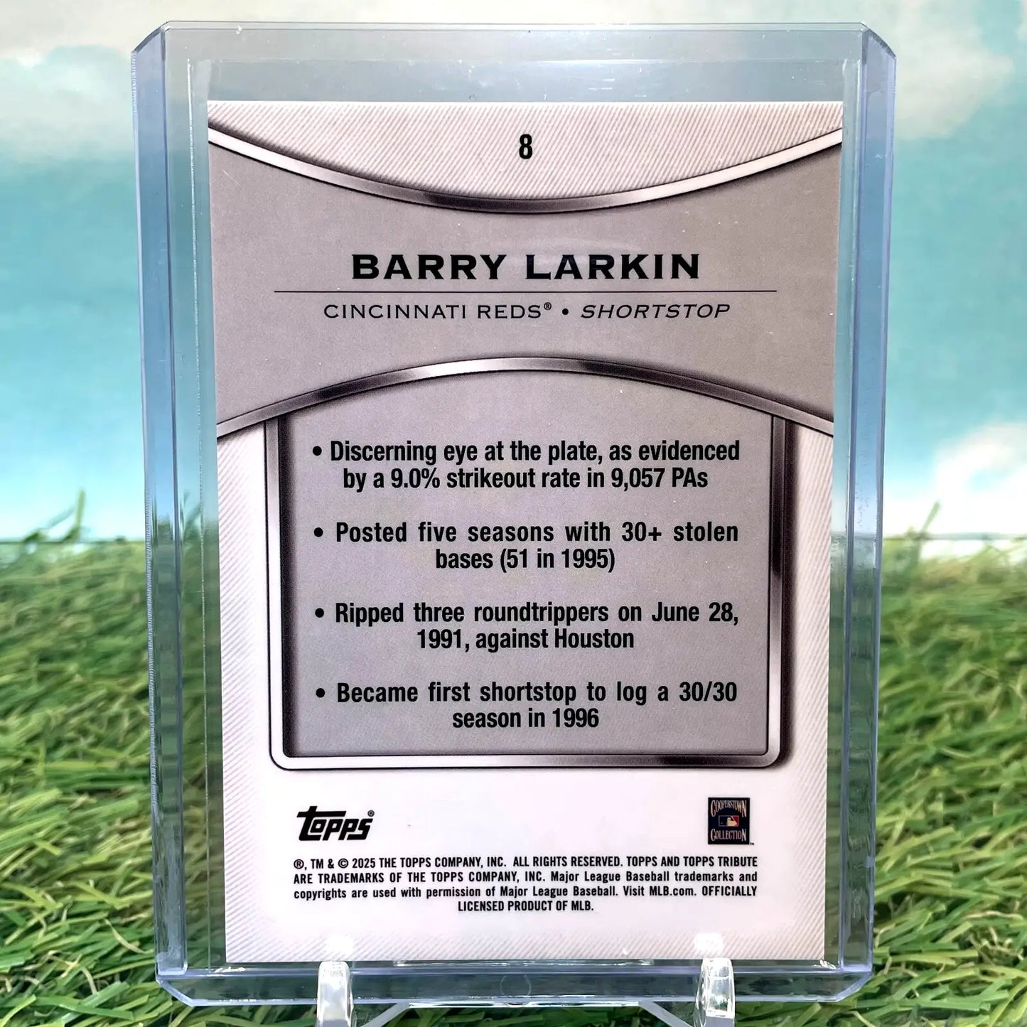 2025 Topps Tribute BARRY LARKIN Base Refractor Cincinnati Reds - Baseball Card Single