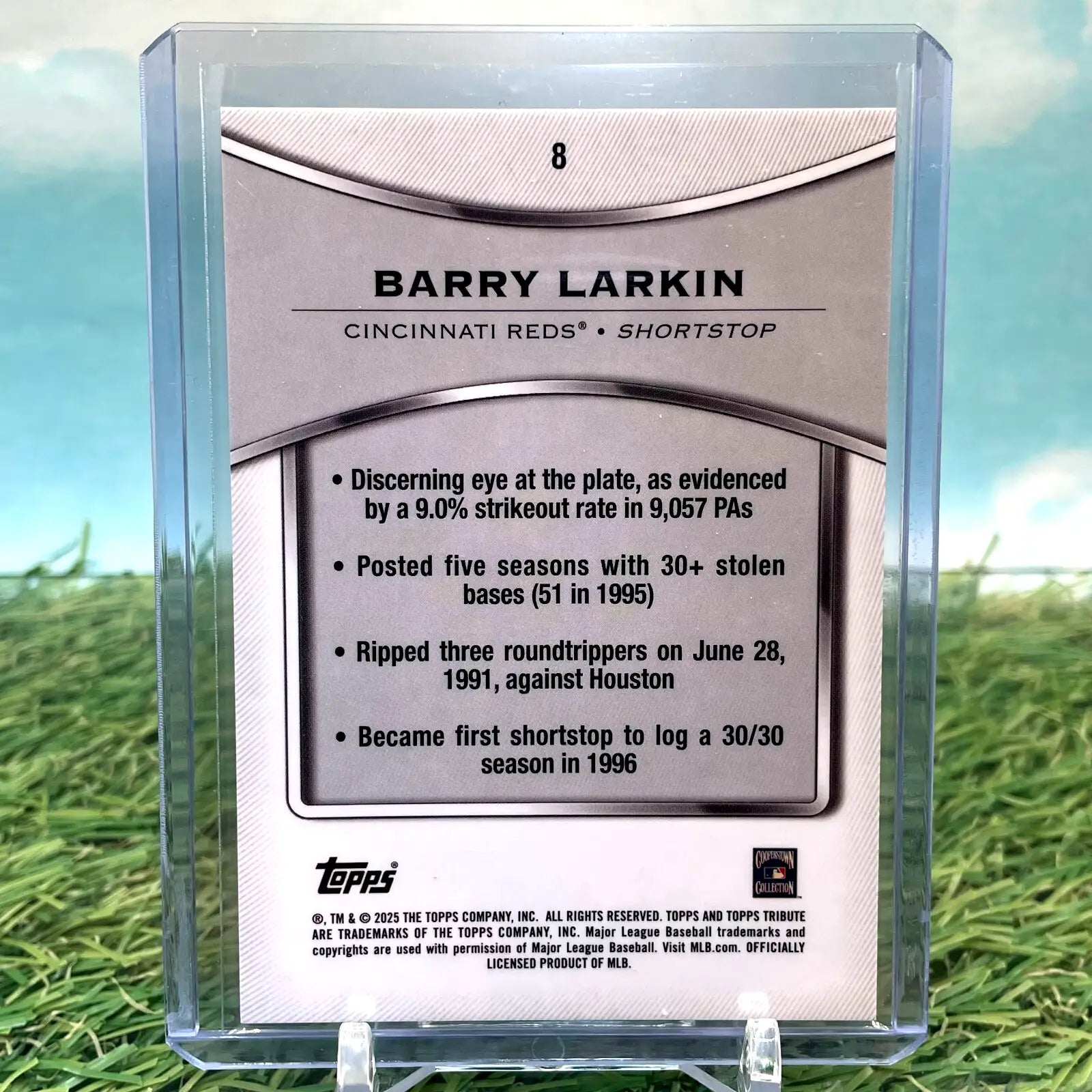 2025 Topps Tribute BARRY LARKIN Base Refractor Cincinnati Reds - Baseball Card Single