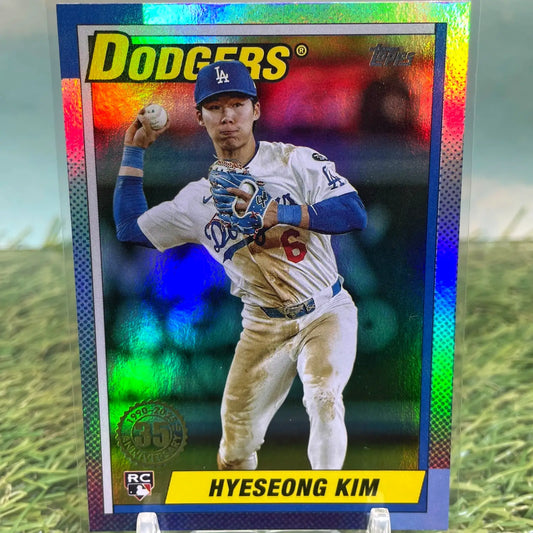 2025 Topps Update 1990 Topps Baseball Hyeseong Kim #U90-13 (RC) - Baseball Card Single