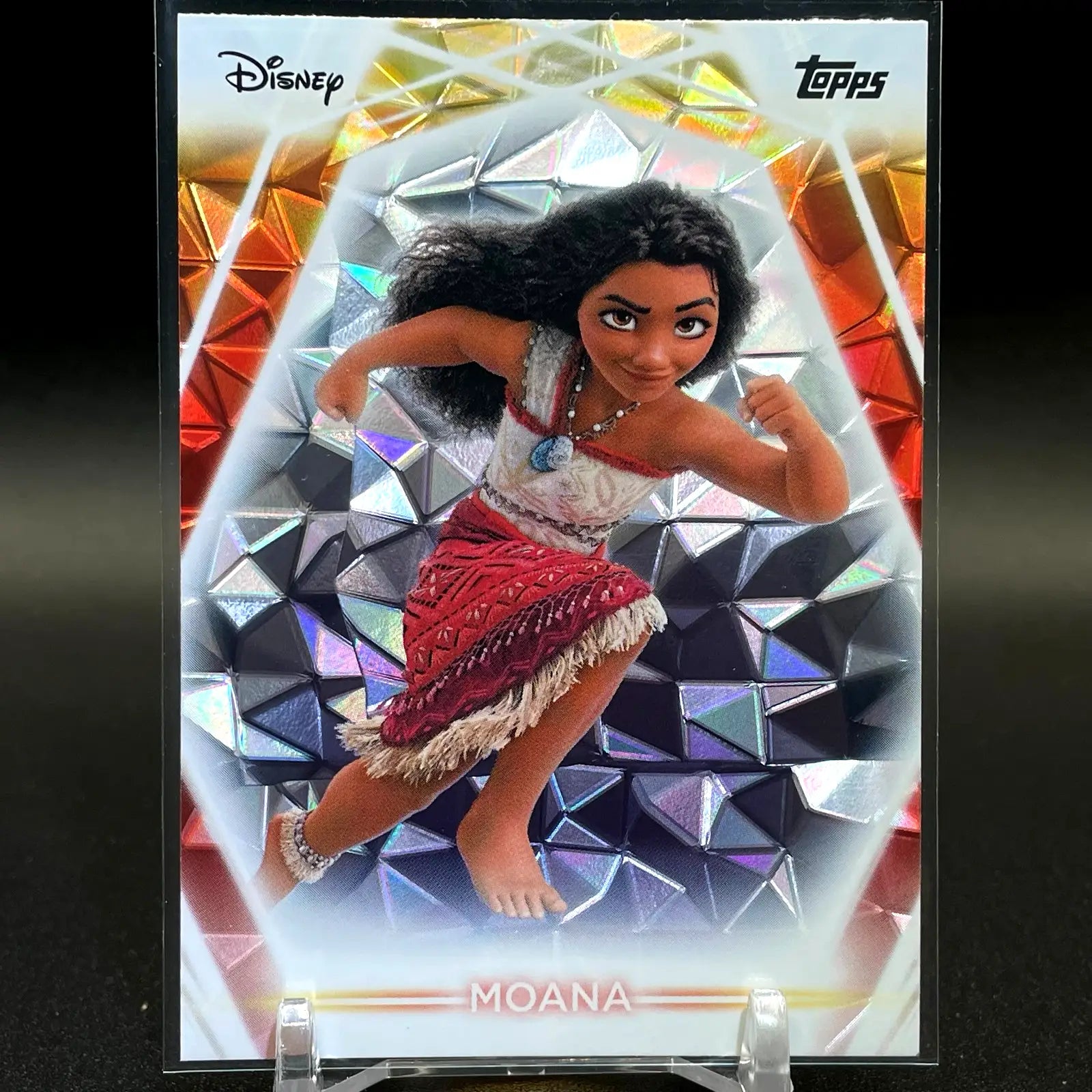 2026 Topps Disney Neon #21 Moana Moana 2 Wayfinder Diamante