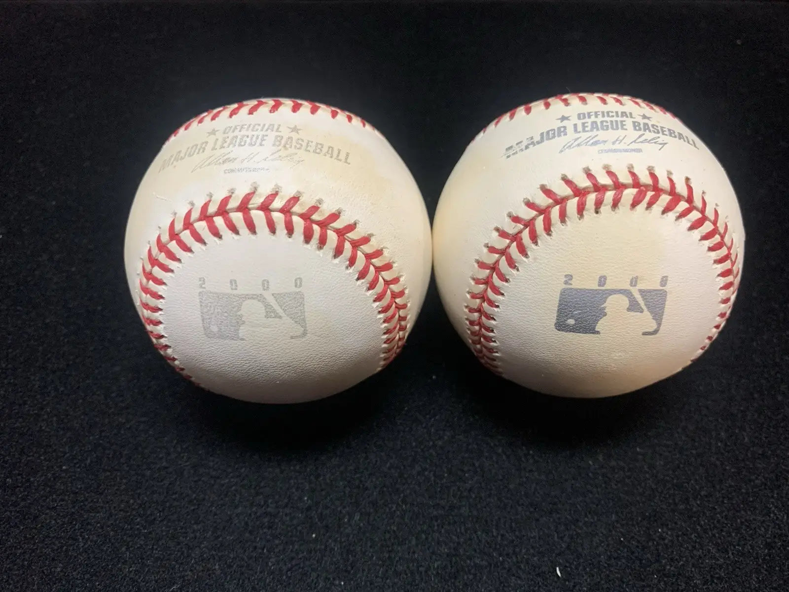 2x Rawlings Official Major League Baseball 2000 Millennium Baseball Silver Print - Baseball Card Single