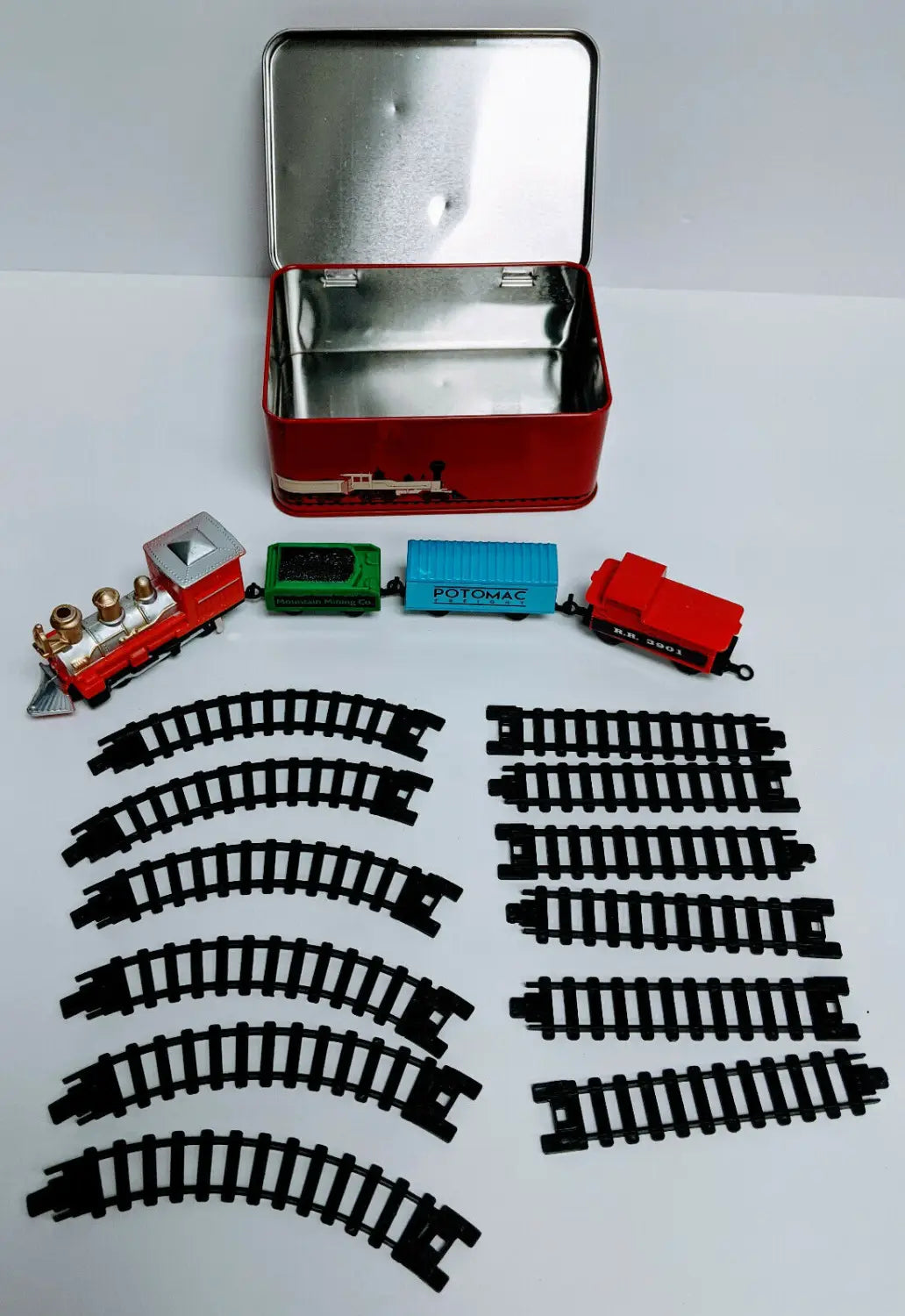 Toy Train In A Tin Box -16Pc Old No 9 Mini Locomotive #3901 Complete Se ID:34676