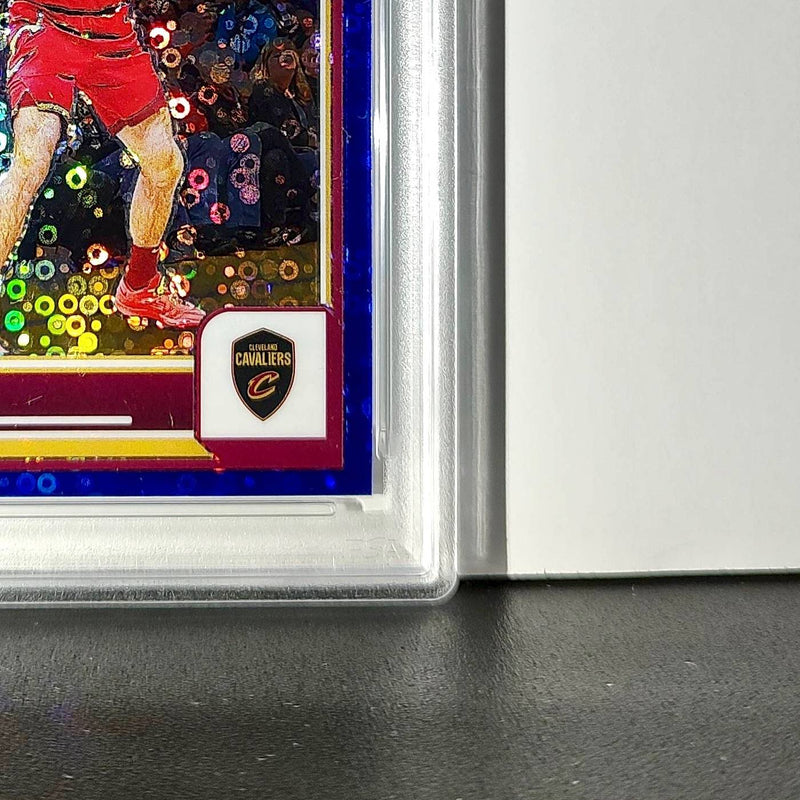 Max Strus 2023 Panini Hoops Premium #234 27/99 Blue Disco Prizm PSA 9 Mint