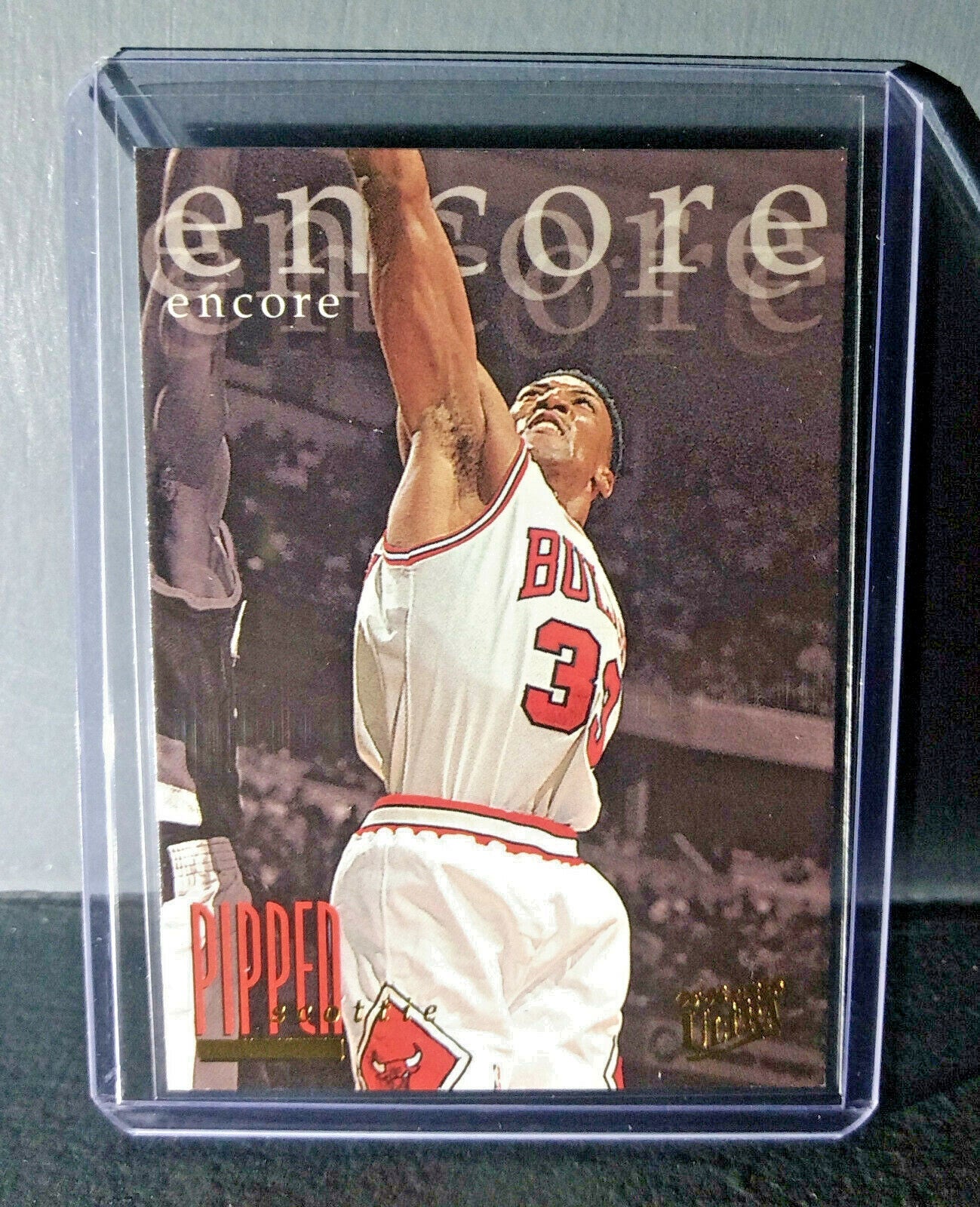 Scottie Pippen 1995-96 Fleer Ultra Encore #330 Basketball Card Chicago Bulls