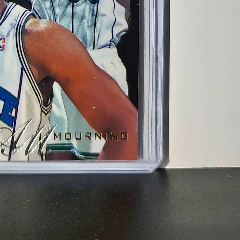 Alonzo Mourning 1995-96 Flair NBA #14 Card Charlotte Hornets