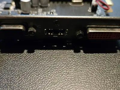 AMD Radeon HD 5670 1GB DDR3 PCIe Graphics Card HDMI DVI VGA - Other