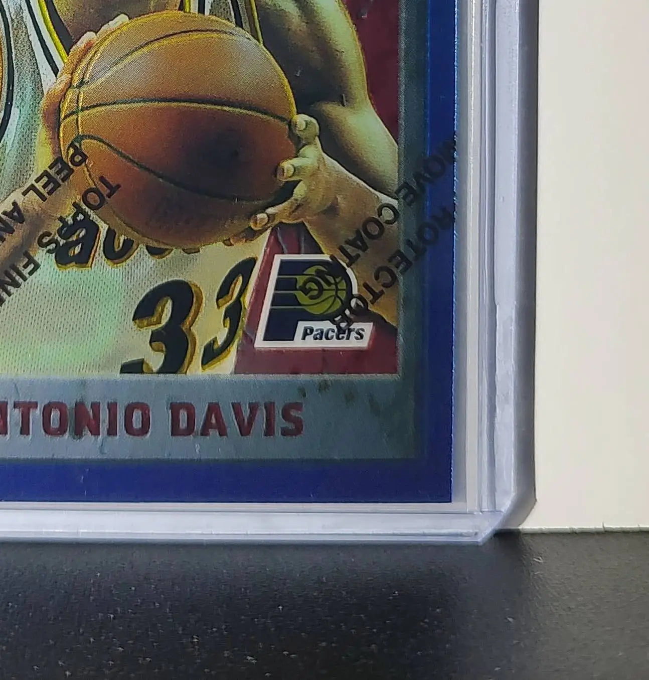 Antonio Davis 1995-96 Topps Finest NBA #211 Card Indiana Pacers - Basketball Card Single