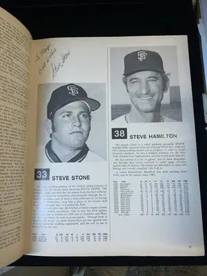 AUTO 1971 San Francisco Giants Yearbook Mays McCovey Marichal 24 Signatures JSA - Sports Memorabilia