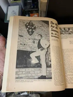 AUTO 1971 San Francisco Giants Yearbook Mays McCovey Marichal 24 Signatures JSA - Sports Memorabilia