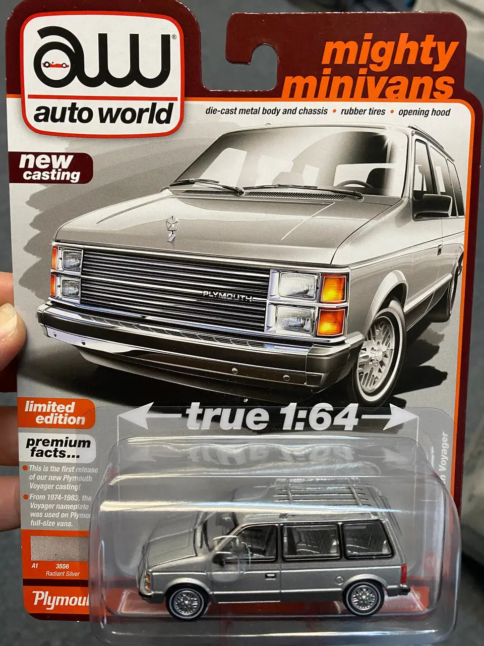 Auto World 64402 1:64 Mighty Minivans 1985 Plymouth Voyager Series A Silver - Collectibles