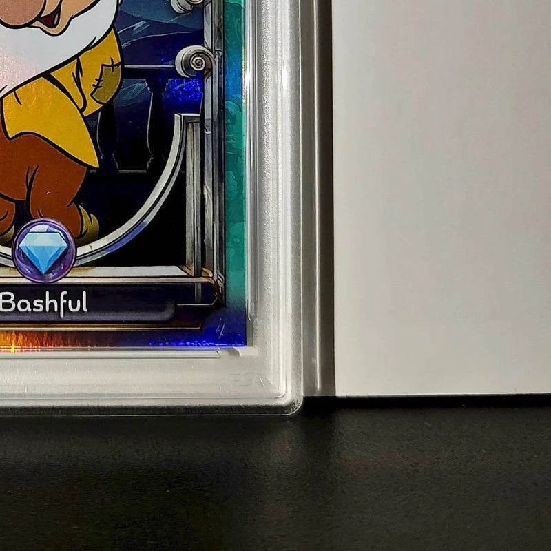 Bashful 2025 Topps Disney #105 Diamond Snow White and the Seven Dwarfs PSA 9 - Non-Sports Card Single