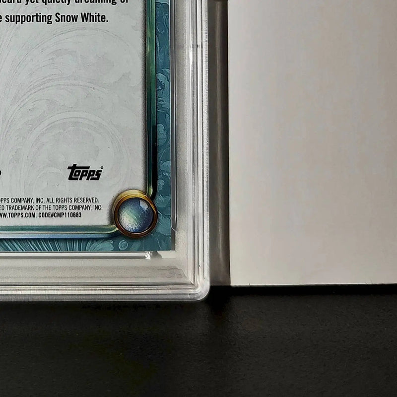 Bashful 2025 Topps Disney #105 Diamond Snow White and the Seven Dwarfs PSA 9 - Non-Sports Card Single