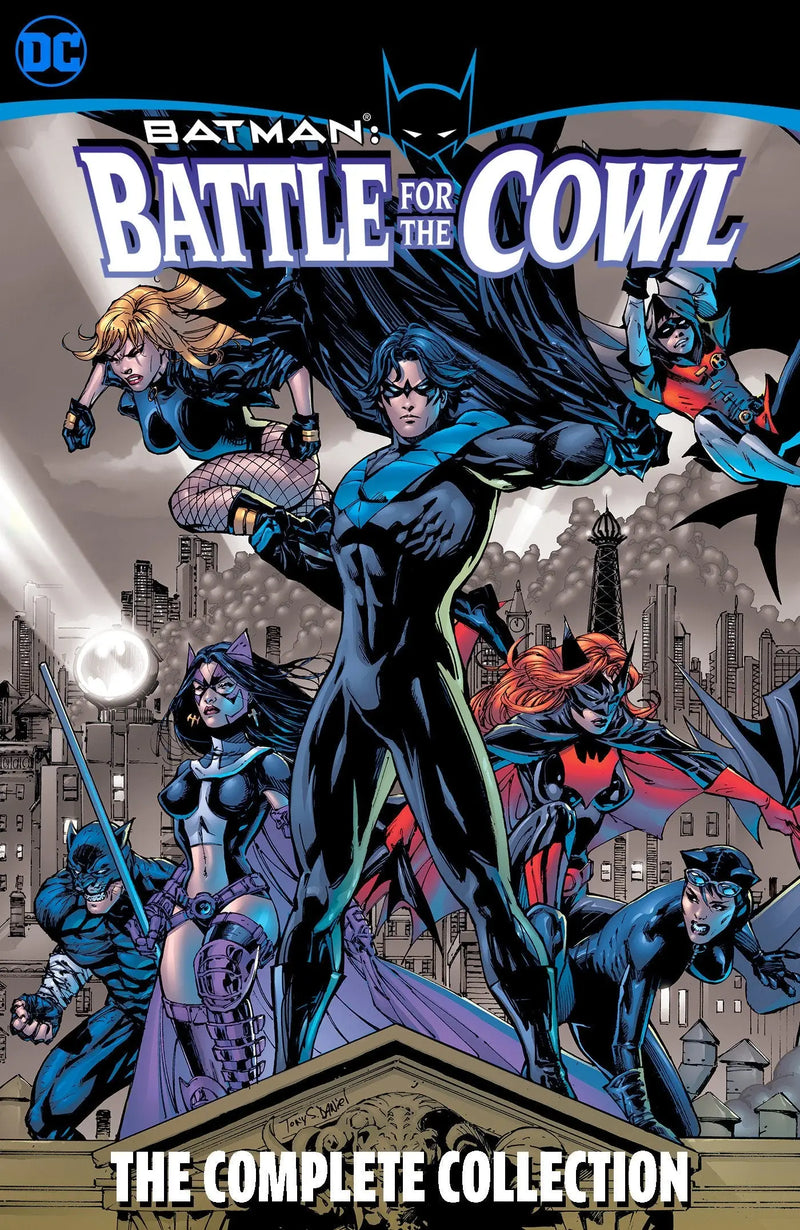 Comic book cover for Batman: Battle for the Cowl featuring Gotham characters in action