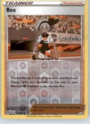 Bea - SWSH04: Vivid Voltage - 147/185 - Reverse Holo LP - Pokémon Card Single