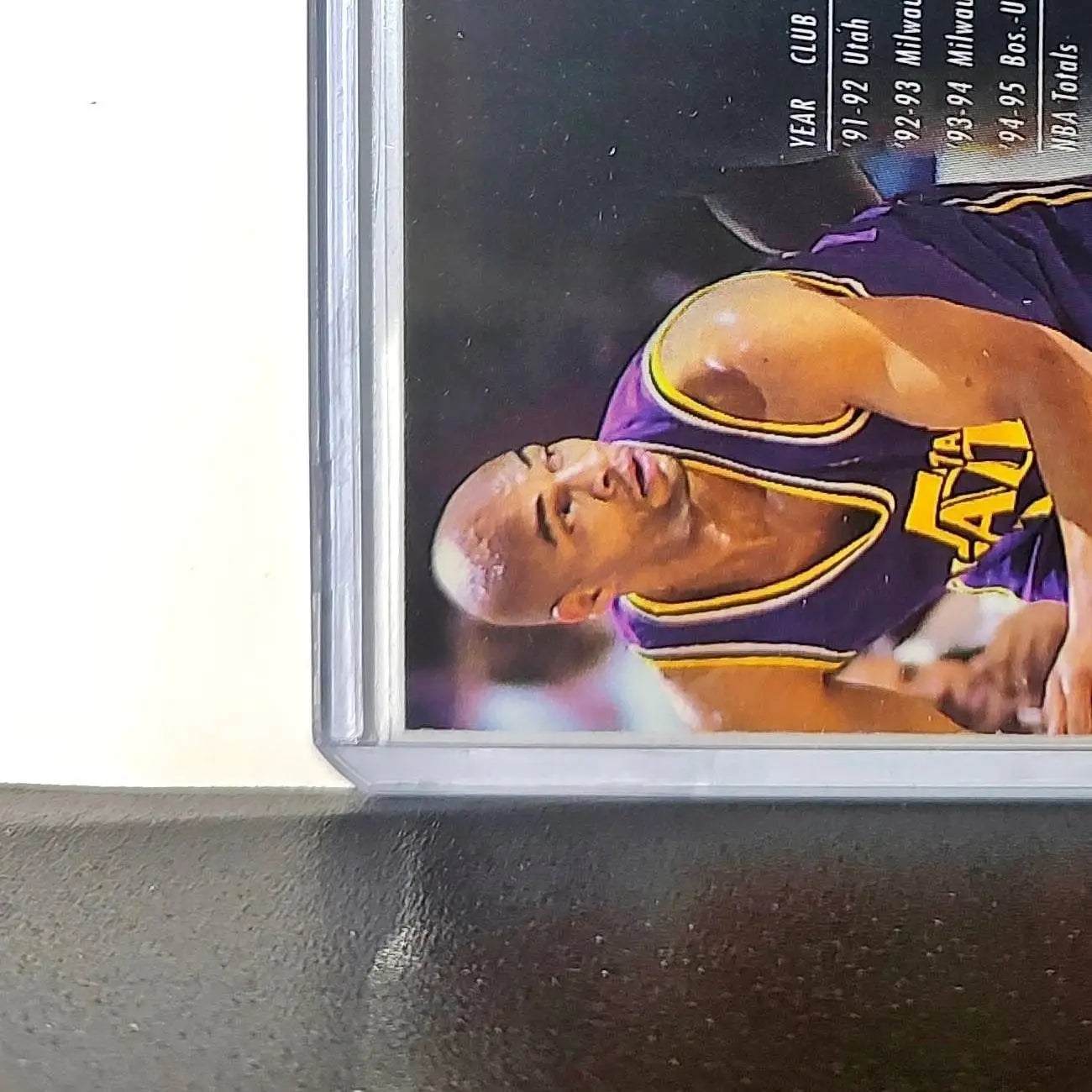 Blue Edwards 1995-96 Flair NBA #142 Card Vancouver Grizzlies - Basketball Card Single
