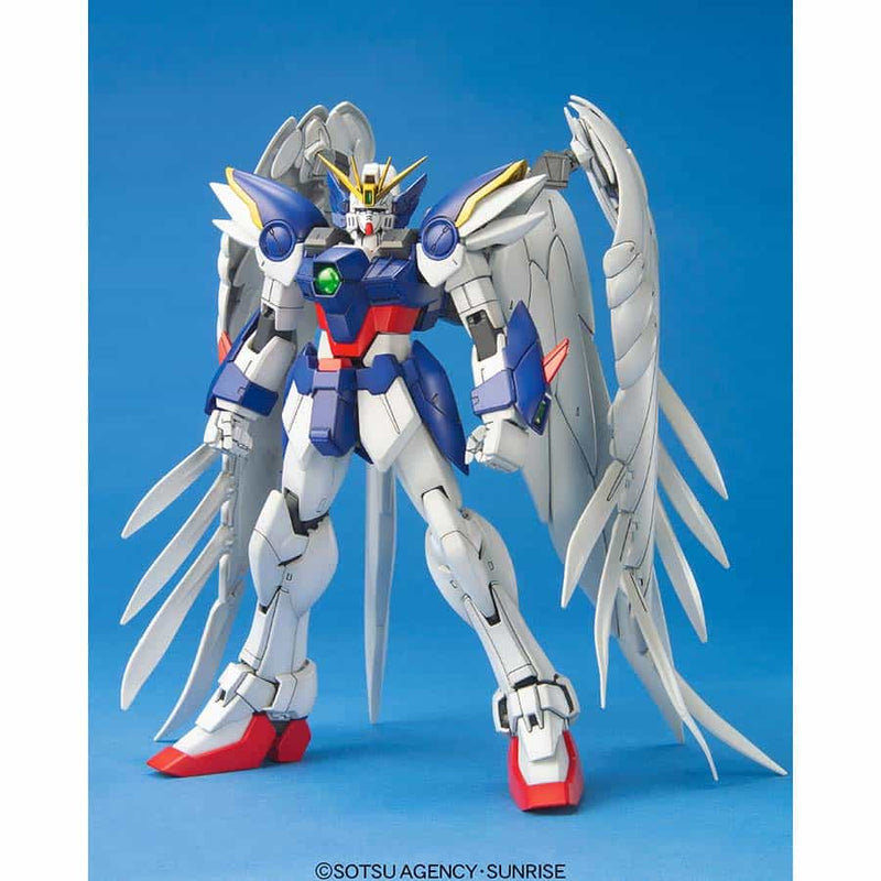 Bandai Mobile Suit Gundam Gundam Wing Endless Waltz: Wing Gundam Zero EW Master Grade 1:144 Scale Model Kit