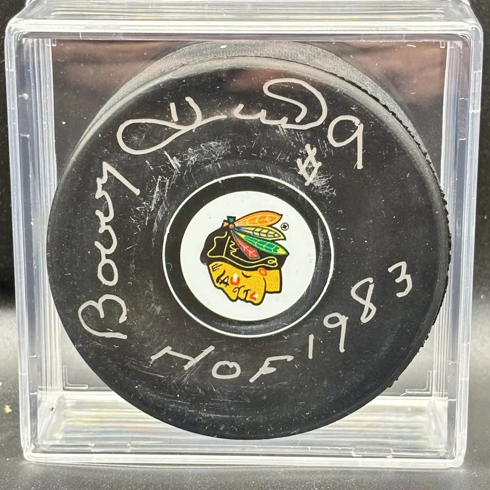 Bobby Hull Signed Chicago Blackhawks Puck #9 HOF 1983 Inscribed Fanatics COA - Sports Memorabilia