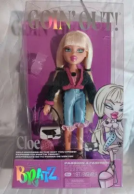 BRATZ GOIN’ OUT! CLOE AKA ’Angel’ Fashion Doll~Purse Glasses Brush Beautiful NIB