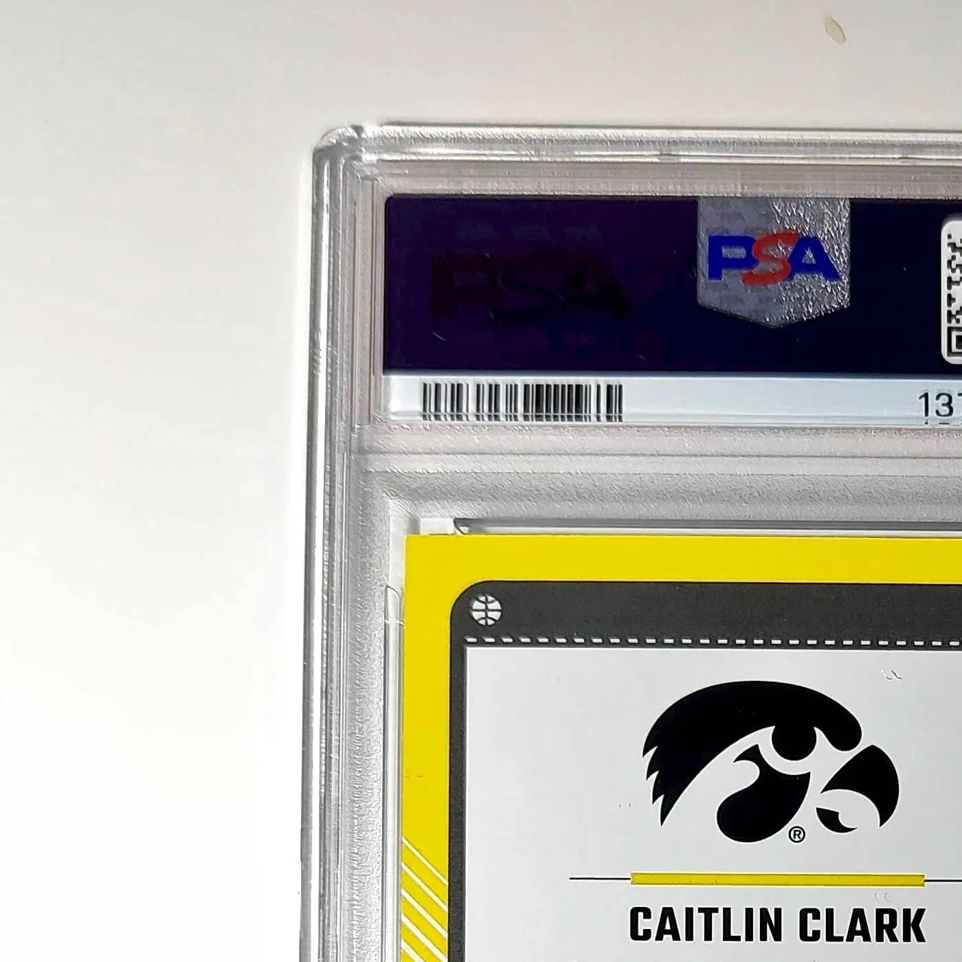 Caitlin Clark Collection 2024 #7 007/199 Donruss Floating Hearts PSA 9 Mint