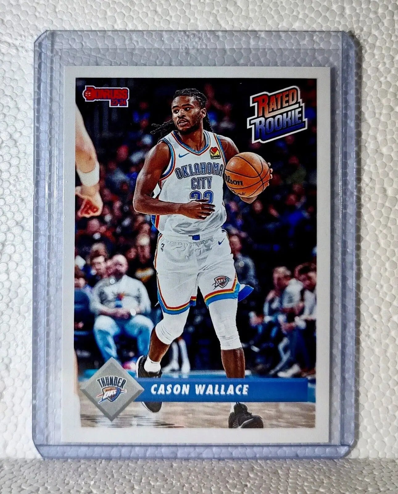 Cason Wallace 2023-24 Panini NBA #11 Rated Rookie Retro Card Thunder 1/715 - Basketball Card Single