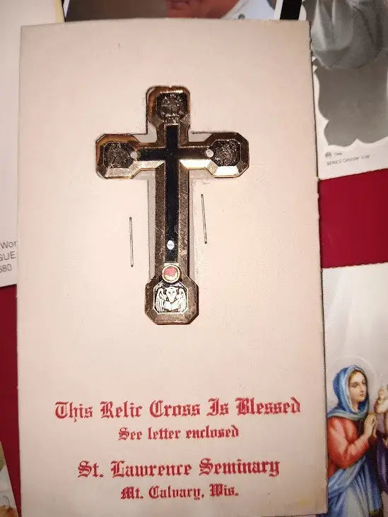 Catholic Christian Holy Prayer Cards 1981 New Testament Relic Cross Pendant Lot