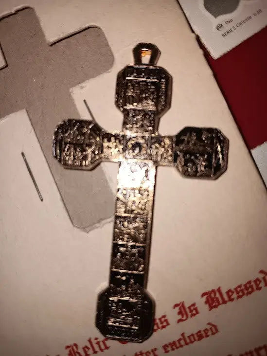 Catholic Christian Holy Prayer Cards 1981 New Testament Relic Cross Pendant Lot