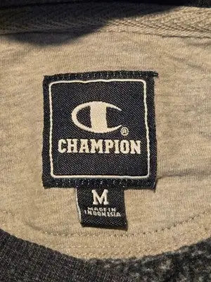 Champion Sweatshirt Mens M Navy Crewneck Pullover Logo Cuff Vintage Wash Classic - Apparel