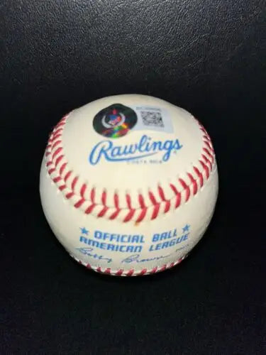 Autographed Rawlings MLB baseball by Chi-Chi Rodriguez for baseball card collectors