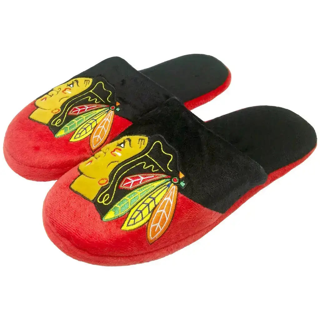 Chicago Blackhawks Men’s Colorblock Slide Slippers - Small