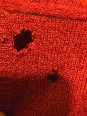 Club Room Sweater Mens M V-Neck 2-Ply 100% Cashmere Red Estate Holes Preowned - Apparel