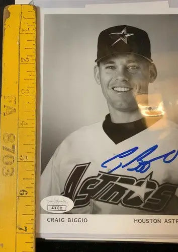 Craig Biggio Auto b&w 5x7 AUTO 1996 Houston Astros Team Issue Signed JSA Angled - Sports Memorabilia