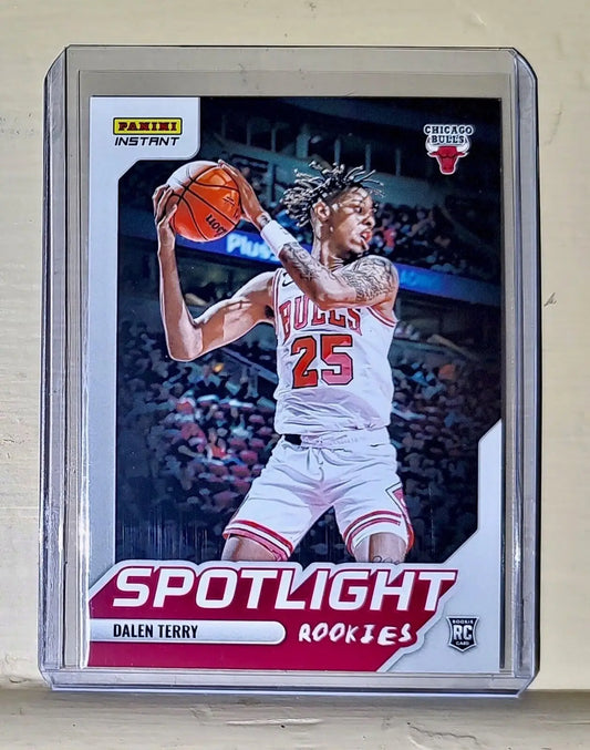 Dalen Terry 2022-23 Panini NBA #18 Spotlight Rookies Card 1/965 - Basketball Card Single