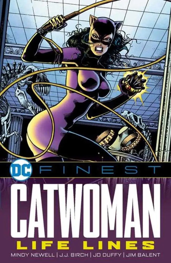 Graphic novel featuring Catwoman from DC Finest Catwoman Life Lines TP