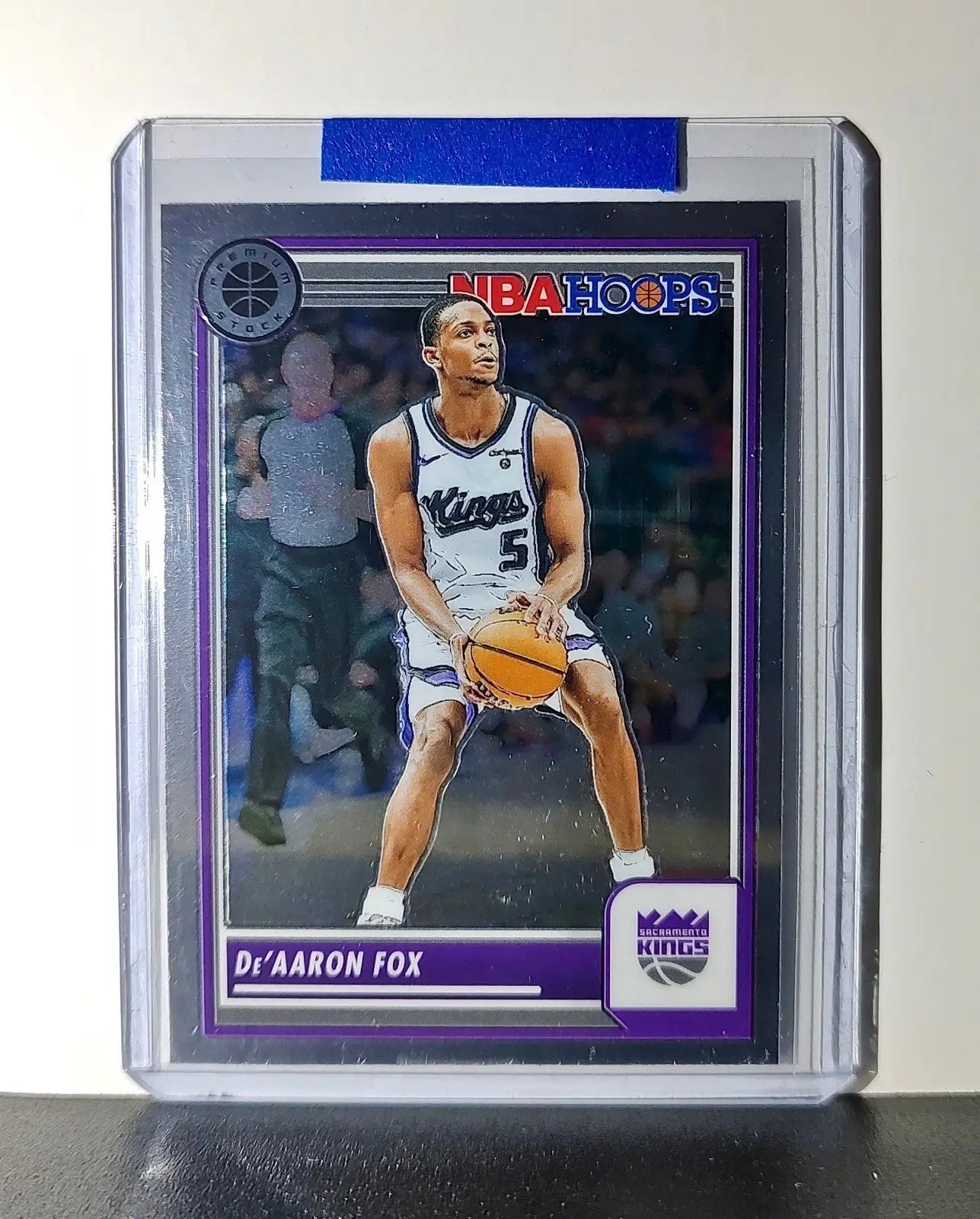 De’Aaron Fox 2023-24 Panini Premium Stock NBA Hoops #199 Prizm Sacramento Kings - Basketball Card Single