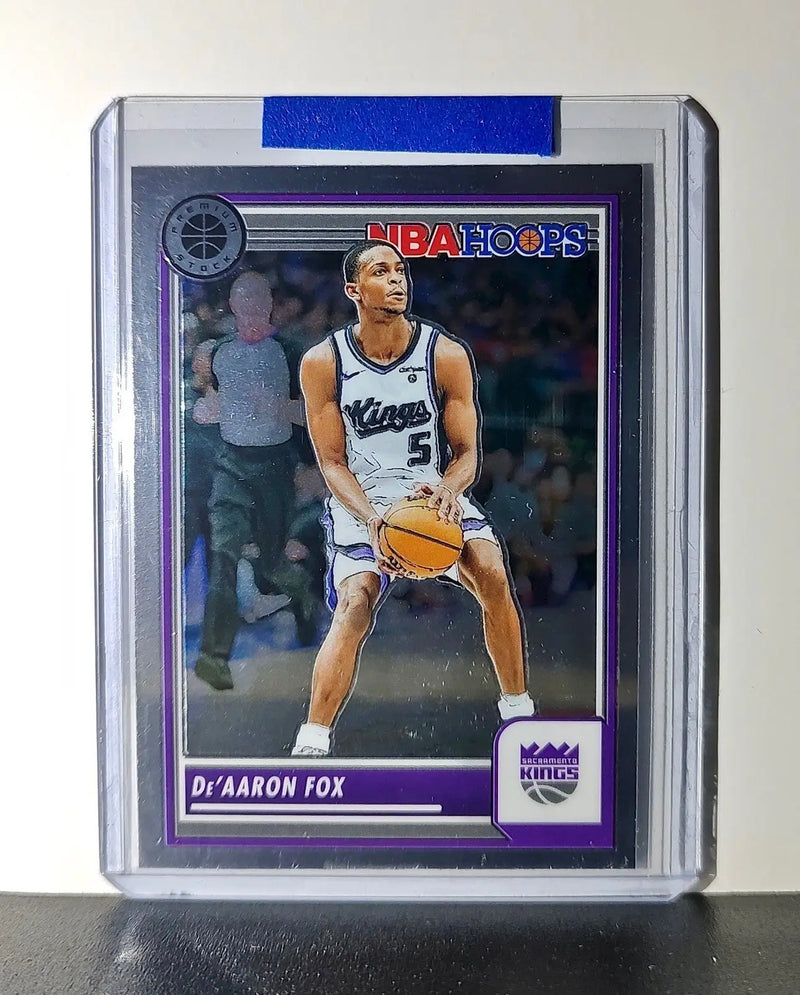 De’Aaron Fox 2023-24 Panini Premium Stock NBA Hoops #199 Prizm Sacramento Kings - Basketball Card Single