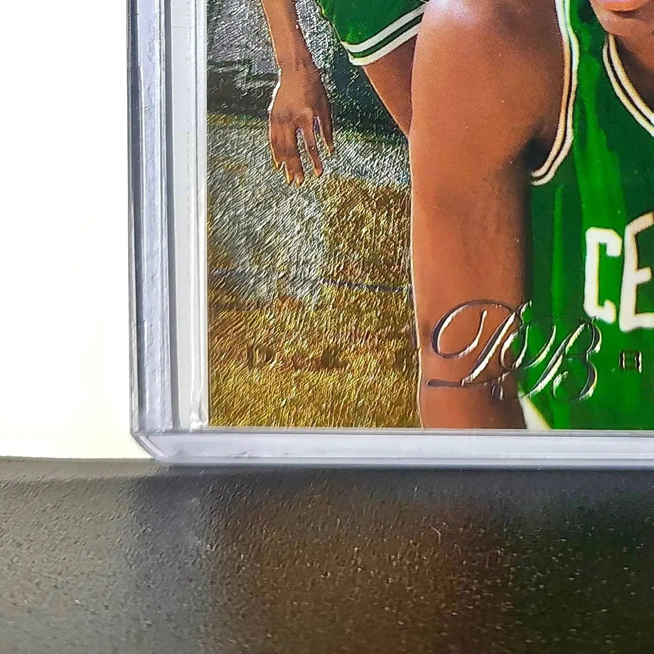 Dee Brown 1995-96 Flair NBA #5 Card Boston Celtics