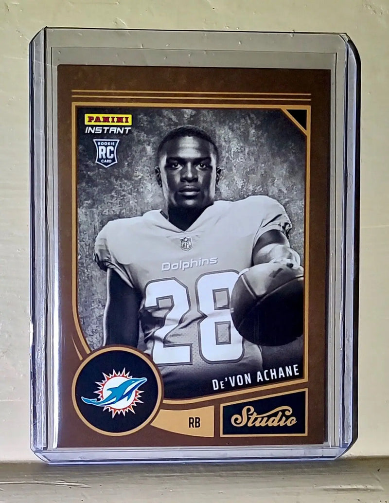 De’Von Achane 2023 Panini NFL Studio Rookies #11 Rookie Card 1/370